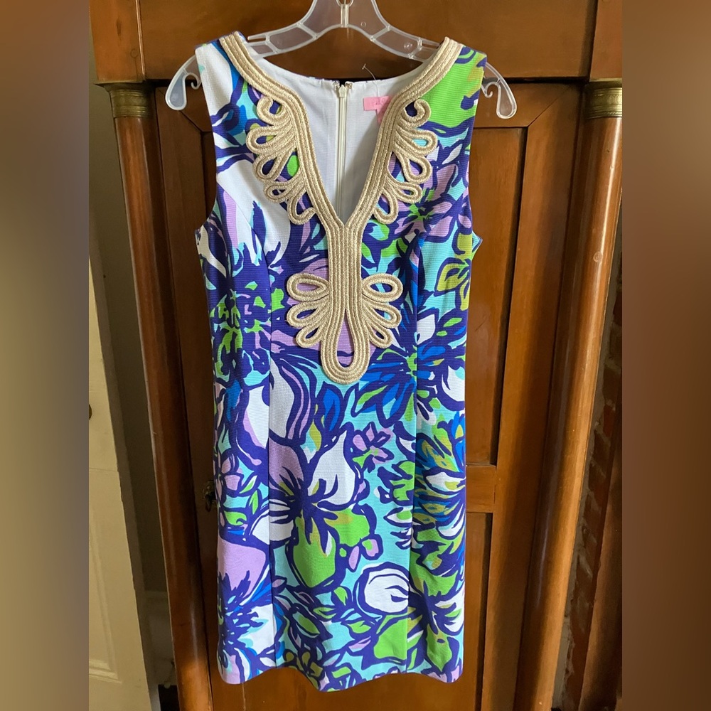 Lilly Pulitzer Janice shift dress in purple and blue catwalk print Sz M